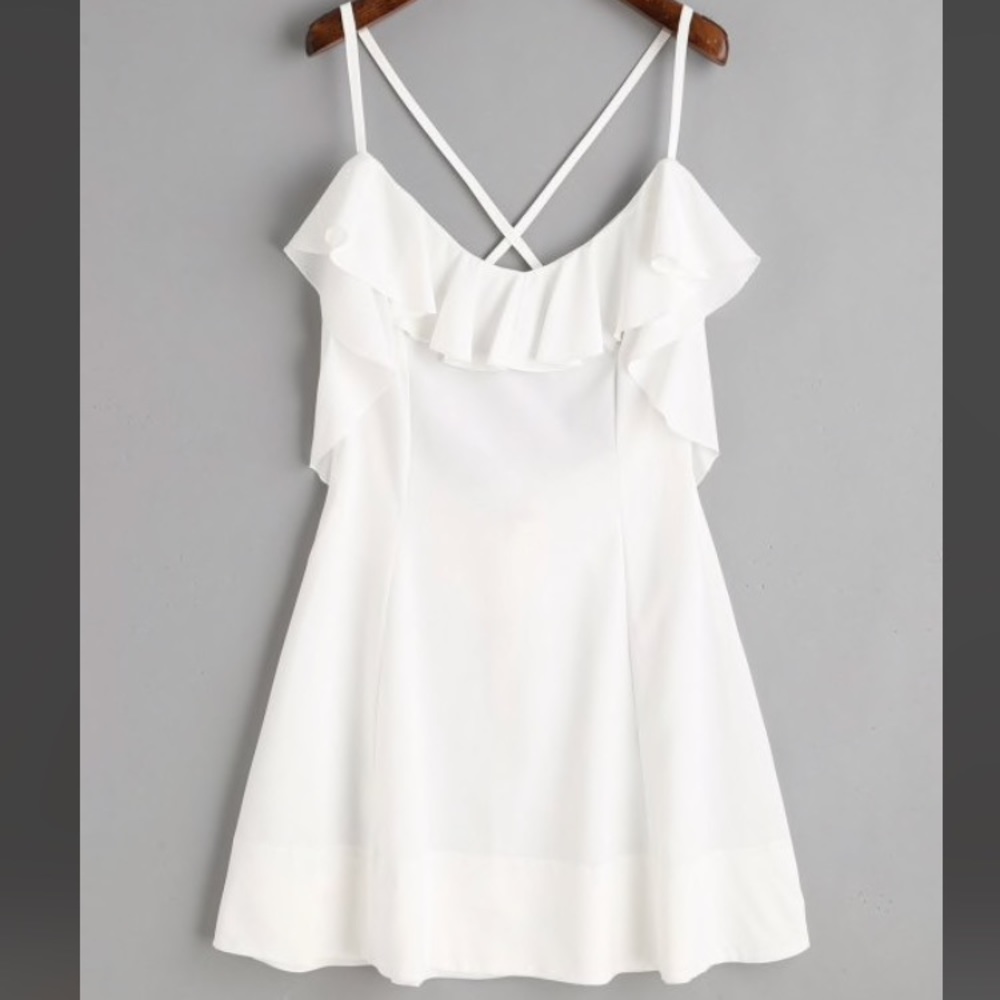 Criss cross white chiffon ruffle dress. Zaful